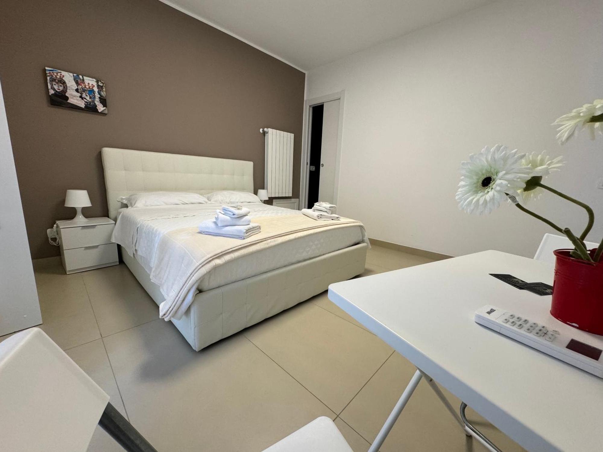 Four Rooms Naxos จีอาร์ดีนี นักซอส ภายนอก รูปภาพ